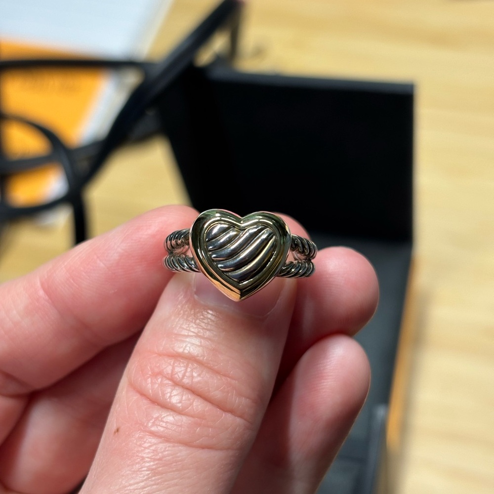 David Yurman Cable Heart Ring - Picture 9 of 9